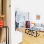 L'orangerie, Maison Moderne Avec Jardin 別荘 *