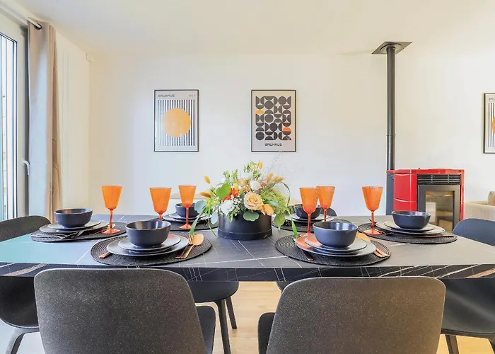 L'orangerie, Maison Moderne Avec Jardin *