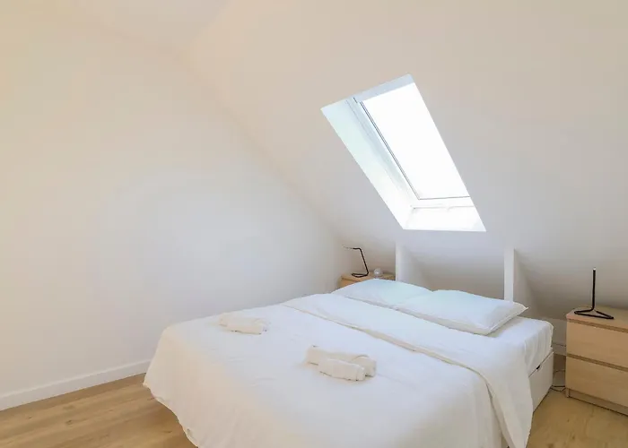 L'orangerie, Maison Moderne Avec Jardin בית נופש *