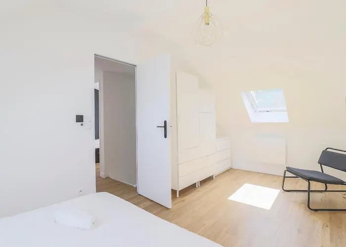 בית נופש L'orangerie, Maison Moderne Avec Jardin *