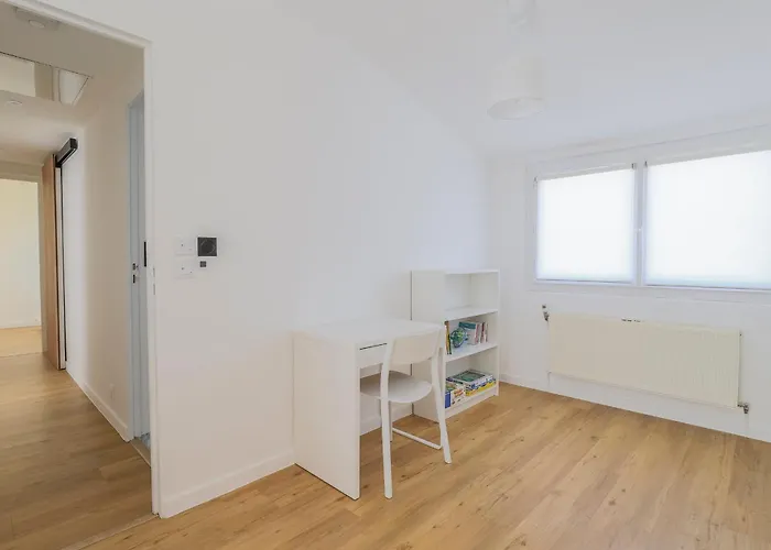 בית נופש L'orangerie, Maison Moderne Avec Jardin *